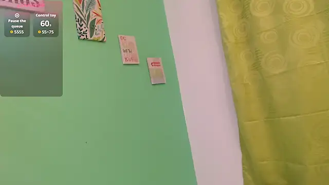 alisontitsmilk19 online show from November 28, 2025, 2:12 am