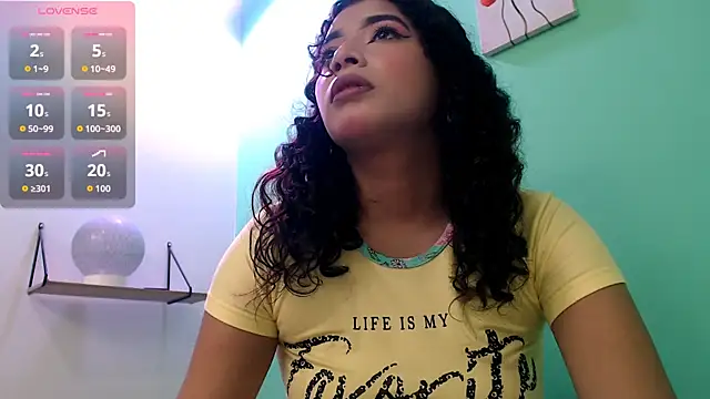 alisontitsmilk19 online show from November 29, 2025, 2:12 am