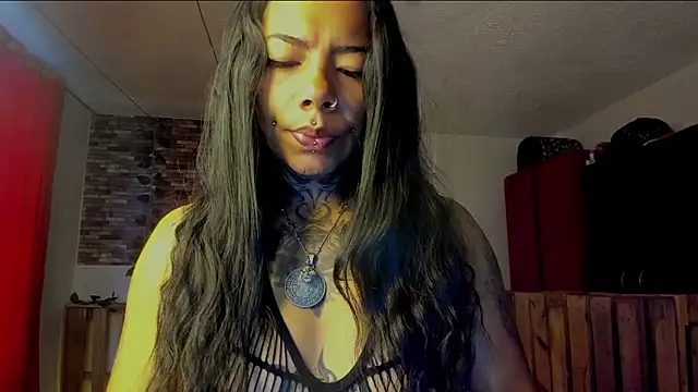 nicole volkov online show from November 24, 2025, 11:10 am