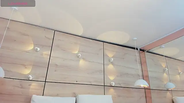 martina touss online show from March 19, 2025, 12:59 am