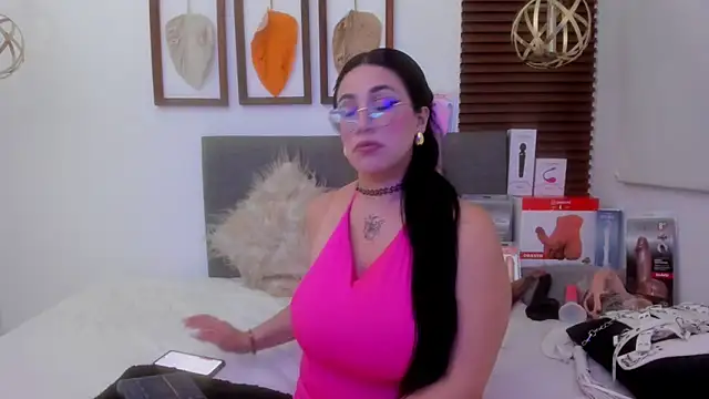 Scarleth swann online show from March 18, 2025, 2:18 am