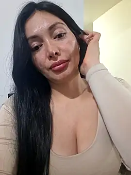 Snapshot of _monicab chatting on July 7, 2026, 1:41 am monicab online show from July 7, 2026, 1:41 am