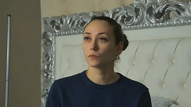 AliceMunro online show from December 19, 2025, 9:06 pm