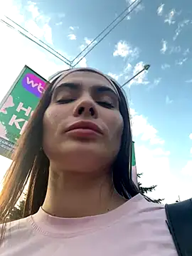 Accole online show from September 10, 2025, 4:06 pm