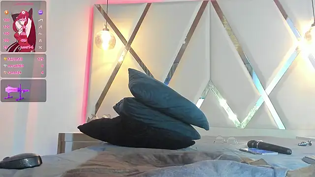 MarielQueenx online show from February 12, 2025, 9:10 am