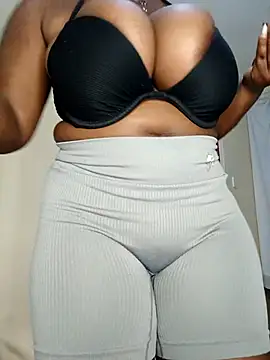 suckmyboobs12  online show from September 9, 2025, 7:07 am