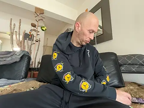 Germankink online show from March 25, 2026, 12:04 pm