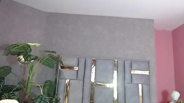 JuliaRose ks online show from December 19, 2025, 12:29 pm