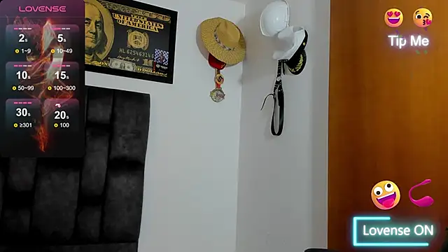 MattRodriguez9 online show from April 16, 2026, 8:59 am