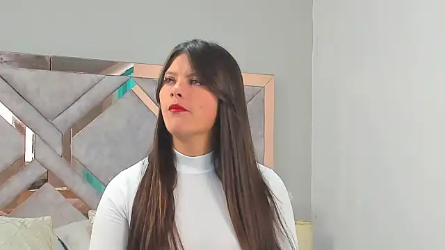 Victoriabecker online show from January 31, 2025, 2:39 pm