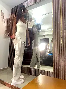 Snapshot of adaraSmiith chatting on January 17, 2026, 12:53 pm adaraSmiith online show from January 17, 2026, 12:53 pm