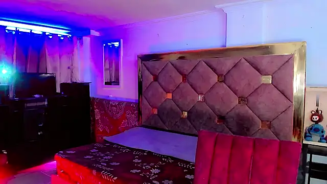 the-horus-girl online show from September 26, 2025, 6:48 pm