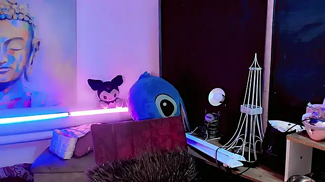 the-horus-girl online show from March 18, 2025, 5:23 pm