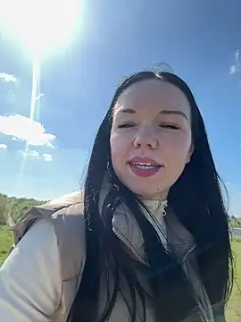 Snapshot of Vanesskaa chatting on April 22, 2026, 10:55 am Vanesskaa online show from April 22, 2026, 10:55 am