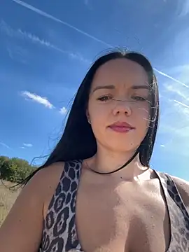 Vanesskaa online show from September 9, 2025, 10:14 am