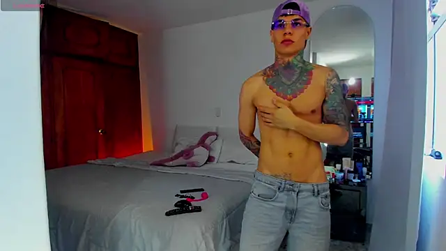 Jordyrodriiguez online show from January 20, 2025, 9:32 pm