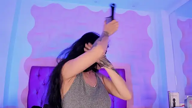 Natasha Nasty2 online show from November 28, 2025, 10:21 pm