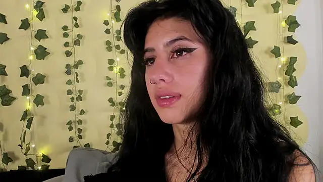 Natasha Nasty2 online show from February 17, 2025, 9:54 pm