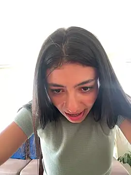 Snapshot of Liissa_cute_ chatting on February 4, 2025, 9:31 pm Liissa cute online show from February 4, 2025, 9:31 pm