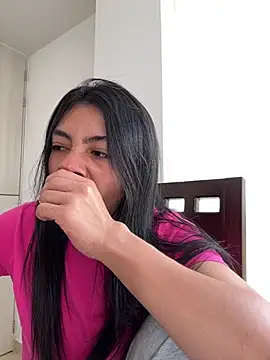 Snapshot of Liissa_cute_ chatting on February 17, 2025, 7:23 pm Liissa cute online show from February 17, 2025, 7:23 pm