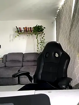 Snapshot of Liissa_cute_ chatting on September 15, 2025, 8:53 pm Liissa cute online show from September 15, 2025, 8:53 pm