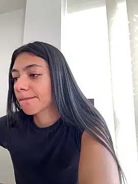 Snapshot of Liissa_cute_ chatting on February 26, 2025, 7:21 pm Liissa cute online show from February 26, 2025, 7:21 pm