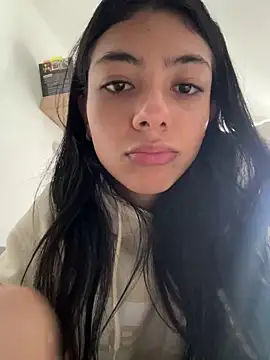 Snapshot of Liissa_cute_ chatting on March 14, 2025, 7:55 pm Liissa cute online show from March 14, 2025, 7:55 pm