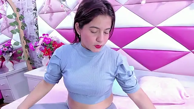 MariaClay online show from October 16, 2025, 11:51 am