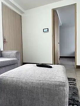 LauraCadwell online show from March 2, 2025, 2:25 pm