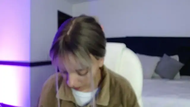 Snapshot of peyton_golden1 chatting on February 21, 2026, 3:30 am peyton golden1 online show from February 21, 2026, 3:30 am