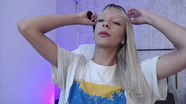 peyton golden1 online show from December 5, 2025, 3:49 am