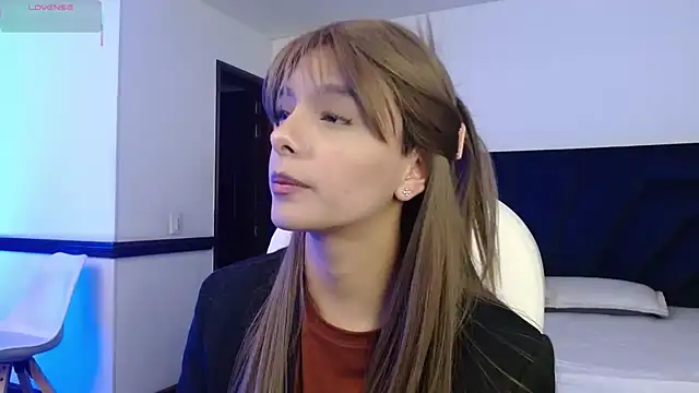 peyton golden1 online show from April 10, 2026, 3:02 am