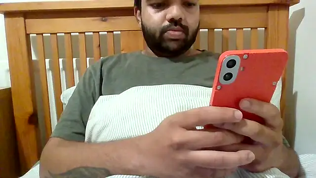 whoreboi98 online show from April 19, 2026, 8:33 pm