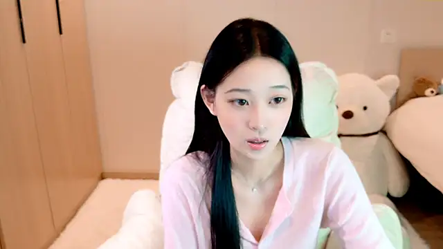 Xueb J online show from January 21, 2025, 8:52 am