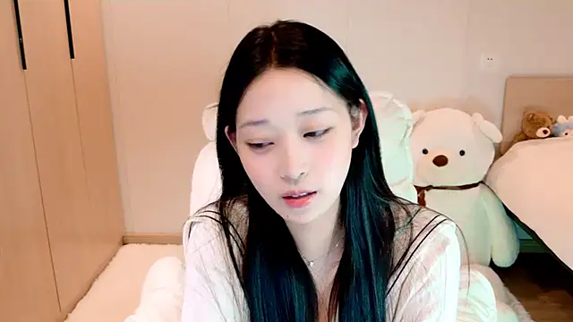 Xueb J online show from January 18, 2025, 9:56 am