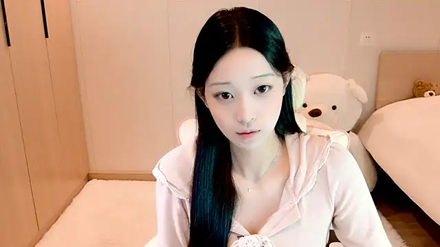 Xueb J online show from December 3, 2024, 7:27 am