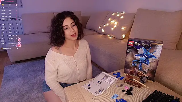 cosmosbaby online show from April 13, 2026, 4:33 pm