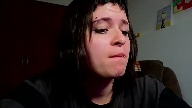 NEXT DOOR GIRL  online show from April 10, 2026, 10:39 pm