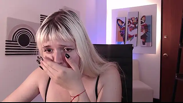 NEXT DOOR GIRL  online show from September 11, 2025, 8:53 pm