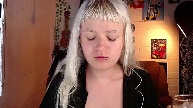 NEXT DOOR GIRL  online show from March 15, 2025, 12:34 pm