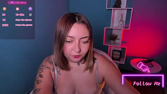 miaawild online show from February 18, 2025, 7:41 pm