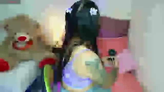 Snapshot of sofiasex99 chatting on May 5, 2026, 8:01 pm sofiasex99 online show from May 5, 2026, 8:01 pm