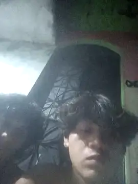 pedrodavid  online show from April 7, 2026, 5:20 am