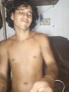 pedrodavid  online show from February 5, 2026, 3:57 am