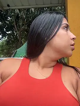 NiaSoler online show from November 16, 2025, 8:24 pm