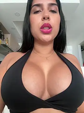 NiaSoler online show from February 16, 2026, 2:05 pm