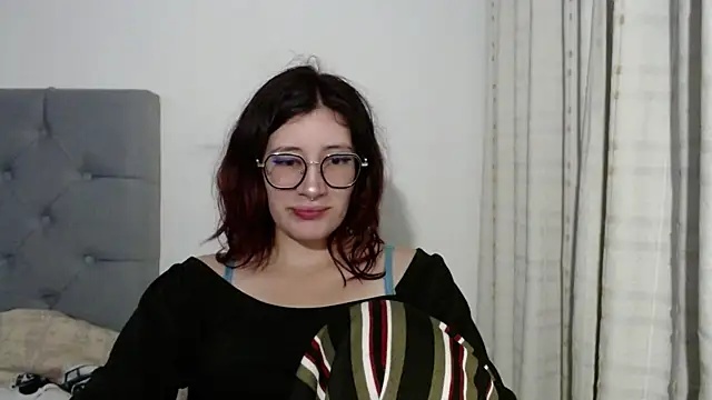 mariana124- online show from January 4, 2025, 3:29 am