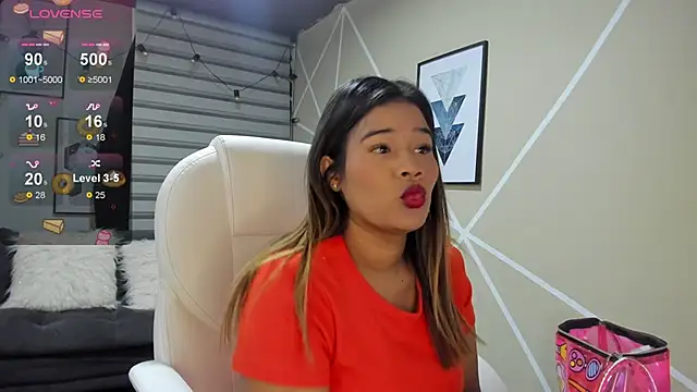 Snapshot of Enma__clark chatting on September 26, 2025, 4:30 am Enma clark online show from September 26, 2025, 4:30 am