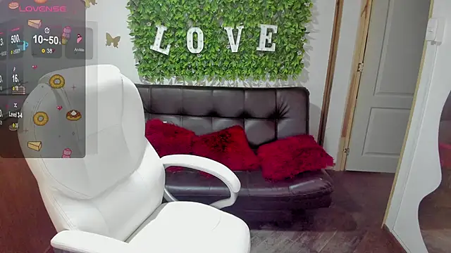 Snapshot of Enma__clark chatting on March 18, 2025, 10:26 pm Enma clark online show from March 18, 2025, 10:26 pm