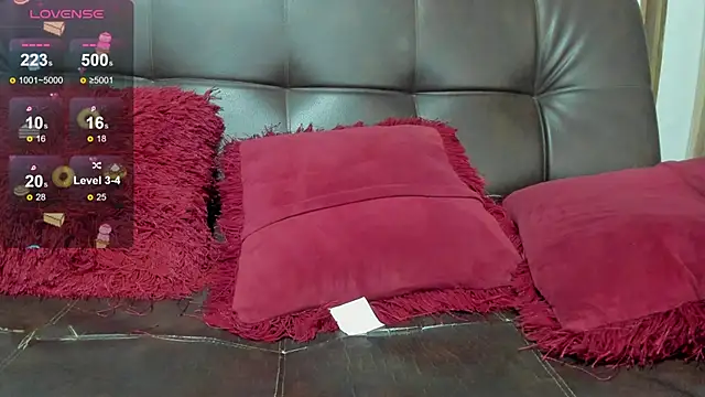 Snapshot of Enma__clark chatting on March 19, 2025, 1:32 am Enma clark online show from March 19, 2025, 1:32 am